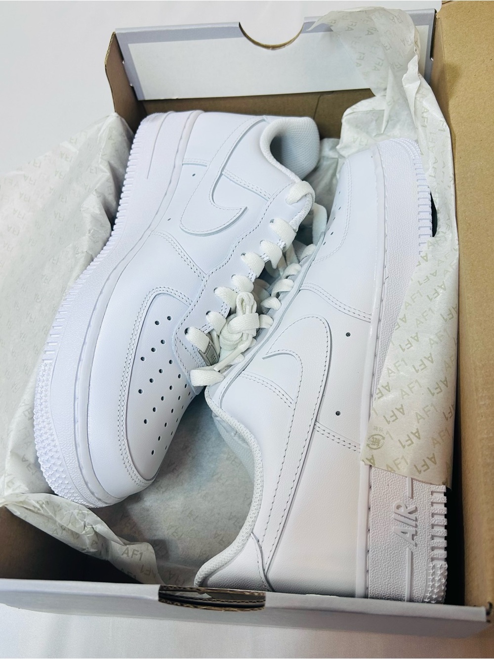 Size 8 - Nike Air Force 1 '07 High Triple White